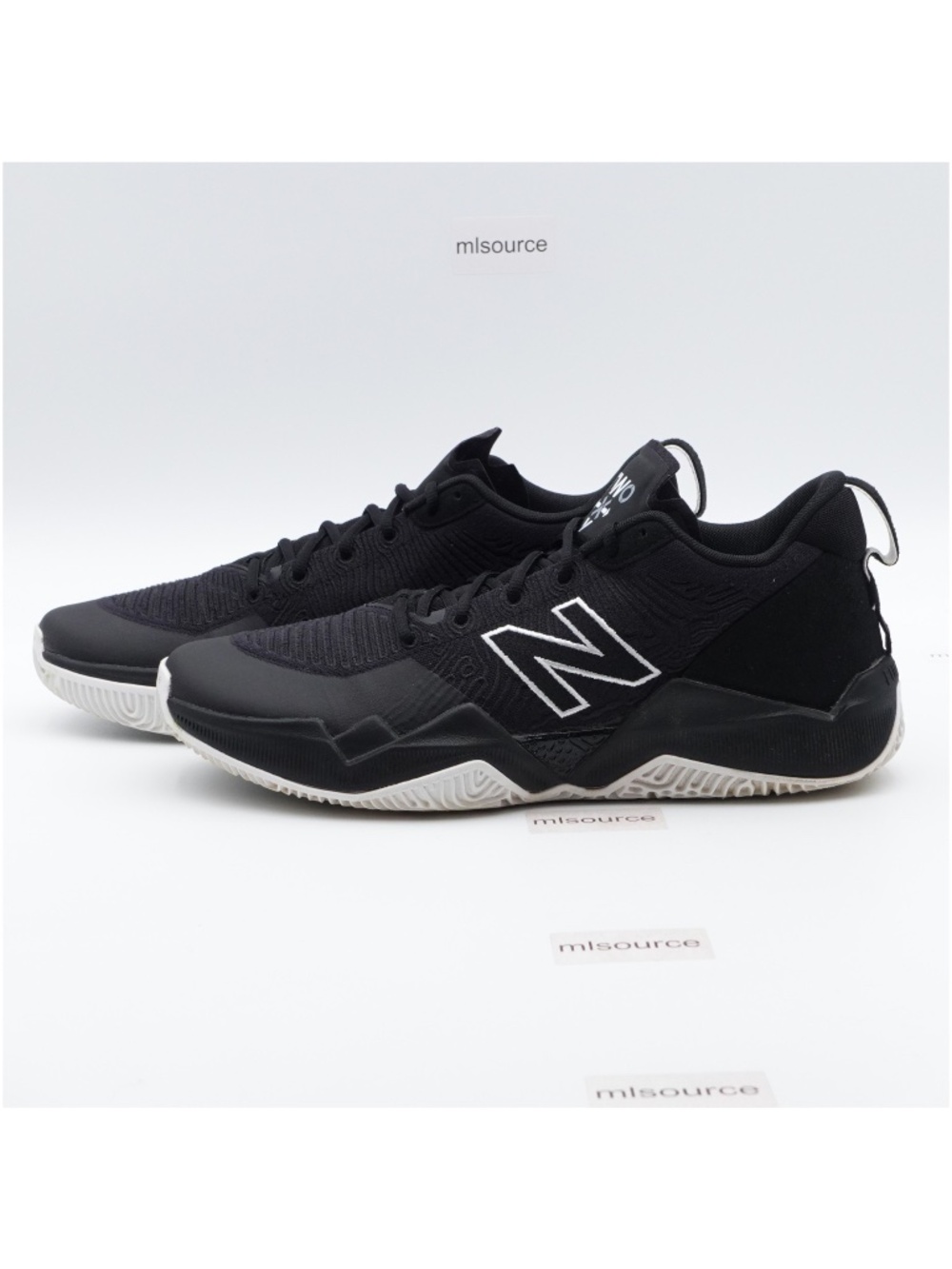 Size 12.5 Men's New Balance TWO WXY Low Basketball Shoes BB2WXYLM Black/White